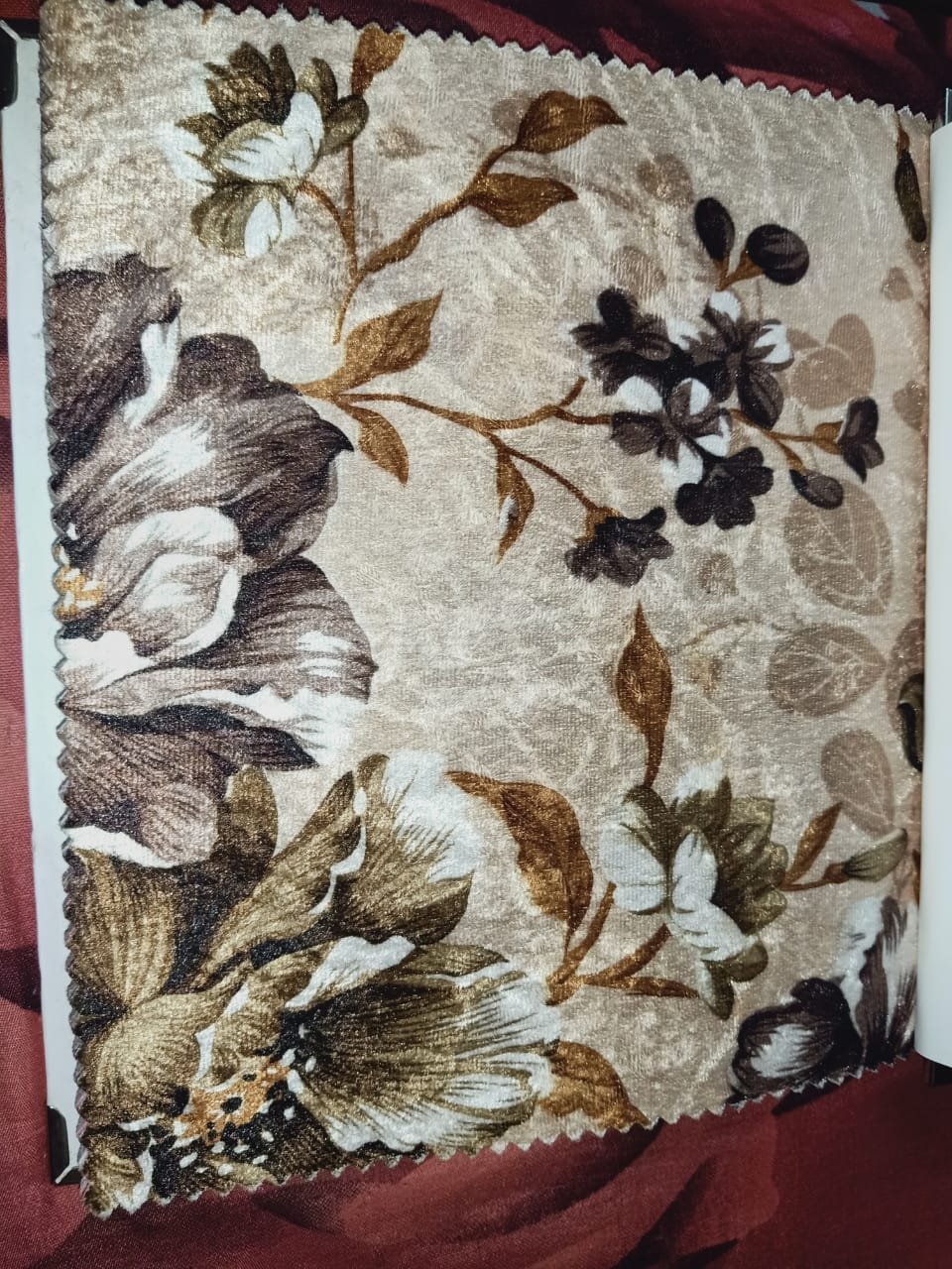 Nikari Arte Marfa Stool